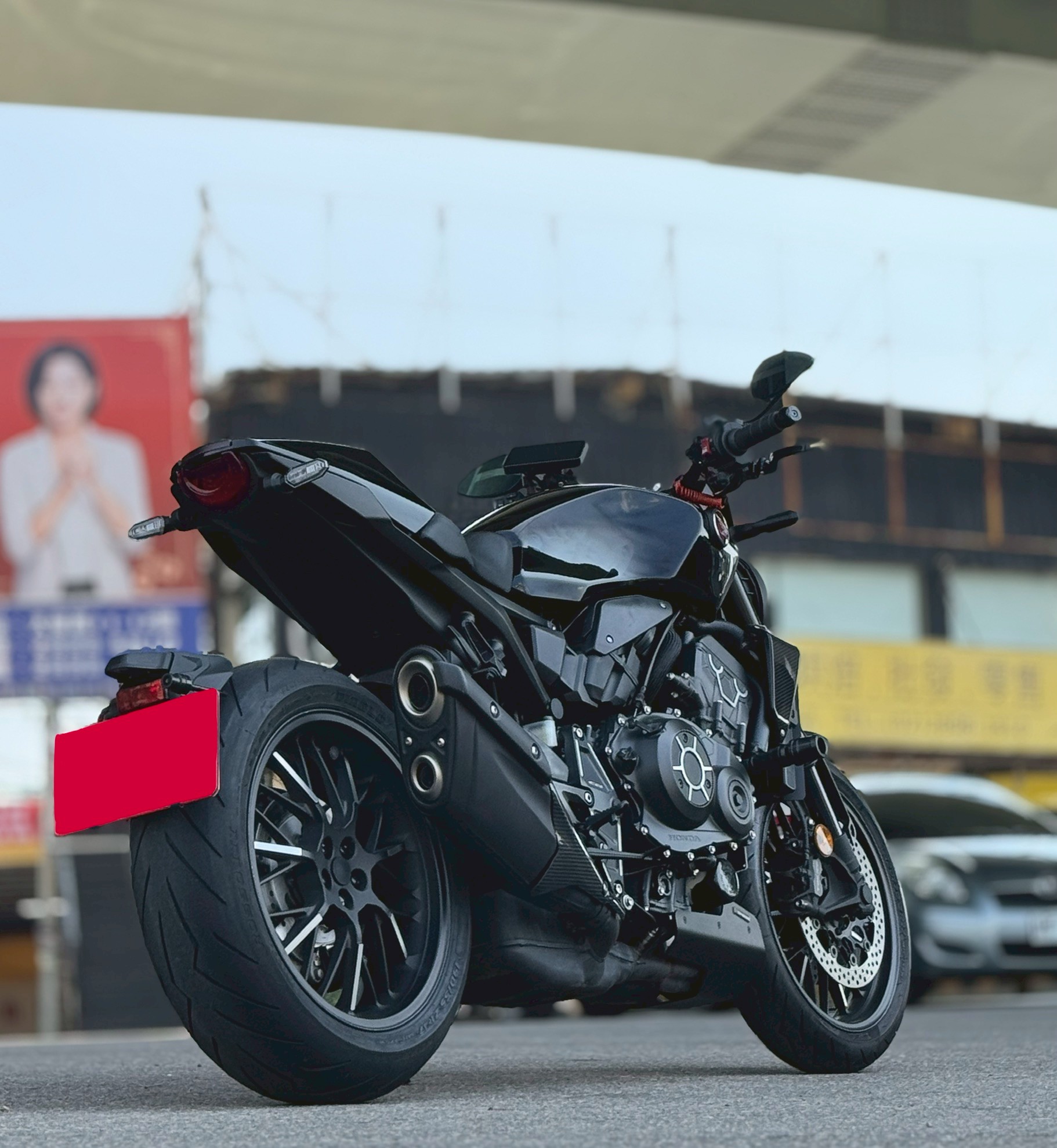 CB1000R+