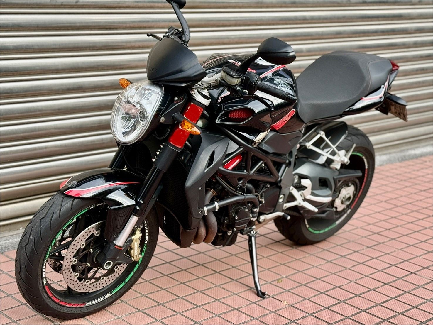 Brutale 1090R