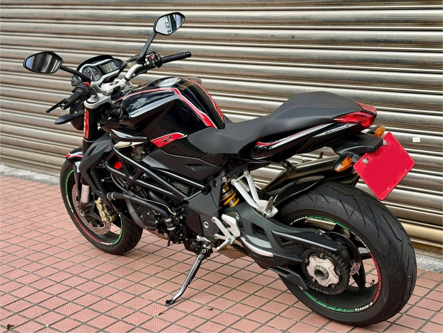 Brutale 1090R