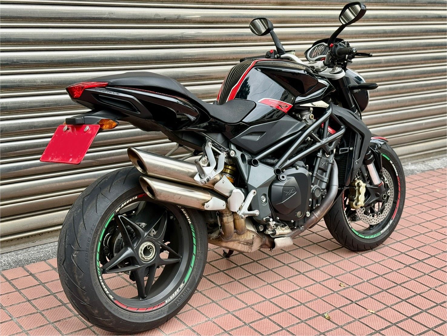Brutale 1090R